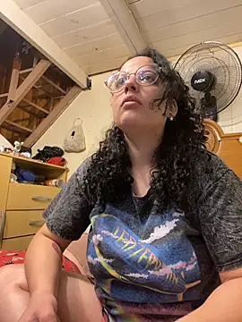 Snapshot of babyluna939 chatting on October 10, 2025, 6:53 pm babyluna939 online show from October 10, 2025, 6:53 pm