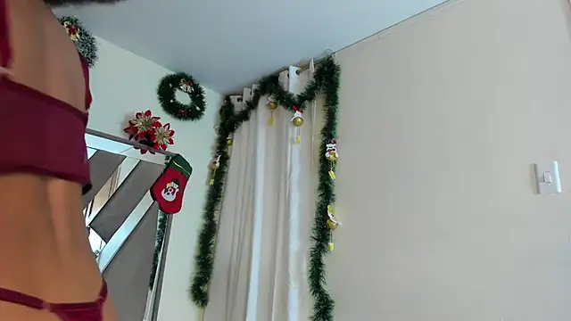 sara williams01 online show from December 2, 2025, 1:02 pm