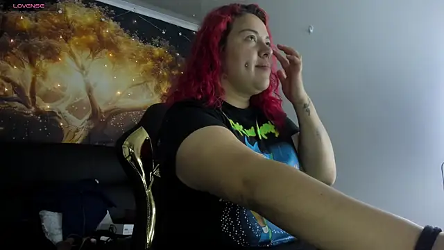 Snapshot of Bruja__Scarlata chatting on March 7, 2025, 11:40 am Bruja Scarlata online show from March 7, 2025, 11:40 am