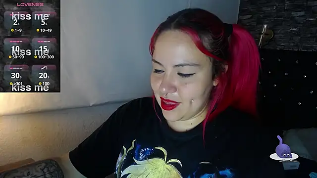 Snapshot of Bruja__Scarlata chatting on March 6, 2025, 2:18 pm Bruja Scarlata online show from March 6, 2025, 2:18 pm