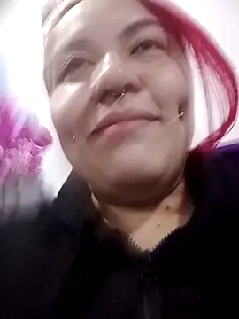 Snapshot of Bruja__Scarlata chatting on February 5, 2026, 10:33 am Bruja Scarlata online show from February 5, 2026, 10:33 am