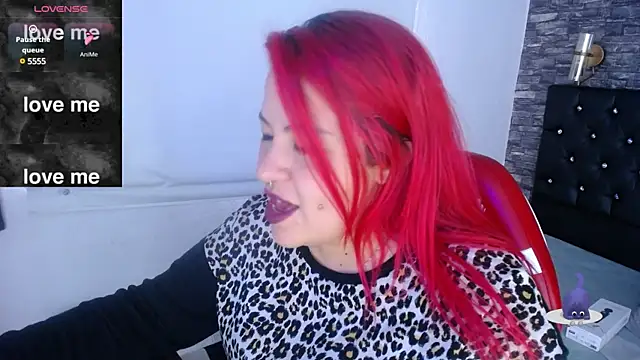 Snapshot of Bruja__Scarlata chatting on March 3, 2025, 9:05 pm Bruja Scarlata online show from March 3, 2025, 9:05 pm