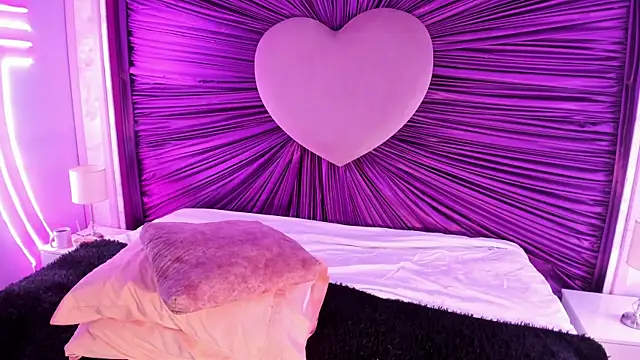 anastasia jhons online show from March 23, 2026, 4:12 am