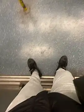 benben190 online show from February 6, 2025, 4:42 am