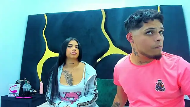 MelissaAndZeuss online show from February 19, 2025, 8:12 am