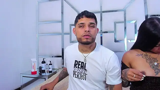 MelissaAndZeuss online show from September 23, 2025, 4:19 am