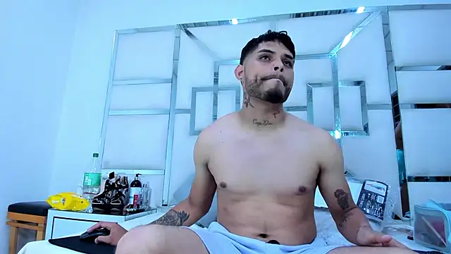 MelissaAndZeuss online show from October 30, 2025, 5:17 am