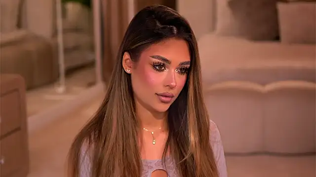 Snapshot of YasmineShaw chatting on September 20, 2025, 3:11 am YasmineShaw online show from September 20, 2025, 3:11 am