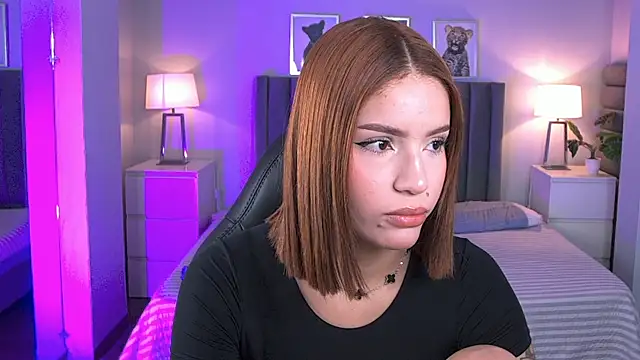 Snapshot of Madie__collins chatting on May 18, 2026, 11:37 am Madie collins online show from May 18, 2026, 11:37 am