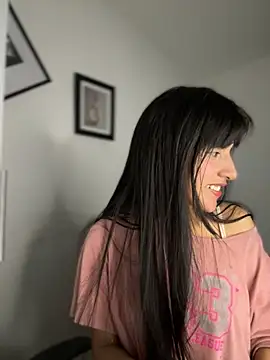 Snapshot of Dulceeany chatting on November 30, 2025, 12:55 am Dulceeany online show from November 30, 2025, 12:55 am