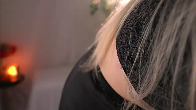 Snapshot of lorrie_love_story chatting on October 20, 2025, 11:22 am lorrie love story online show from October 20, 2025, 11:22 am