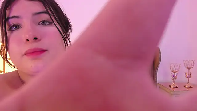 Snapshot of martina_rivera_ chatting on March 4, 2026, 12:18 am martina rivera online show from March 4, 2026, 12:18 am