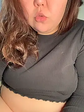 lunamas online show from March 12, 2026, 4:11 pm