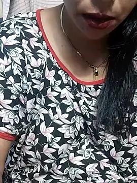 Urmila bhabhii online show from November 6, 2025, 3:32 am