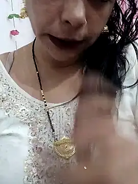 Urmila bhabhii online show from December 3, 2025, 3:40 am