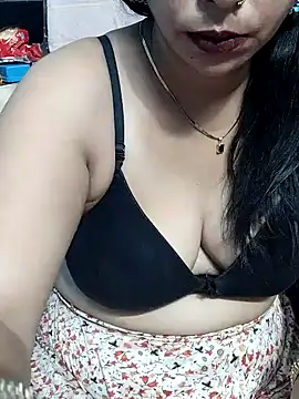 Urmila bhabhii online show from October 22, 2025, 3:39 am