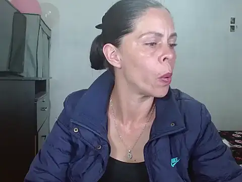 Marilyn xxxx online show from March 10, 2026, 7:07 pm