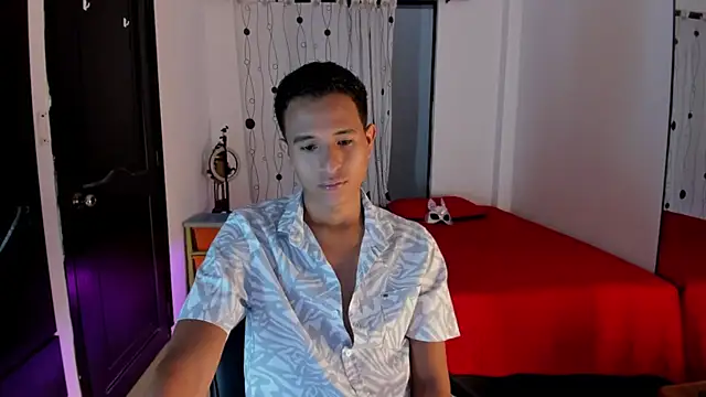 Snapshot of alessandro_wizard chatting on February 26, 2025, 7:53 pm alessandro wizard online show from February 26, 2025, 7:53 pm