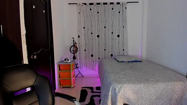 Snapshot of alessandro_wizard chatting on March 19, 2025, 1:10 am alessandro wizard online show from March 19, 2025, 1:10 am