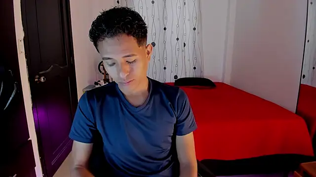 Snapshot of alessandro_wizard chatting on March 21, 2025, 1:56 pm alessandro wizard online show from March 21, 2025, 1:56 pm