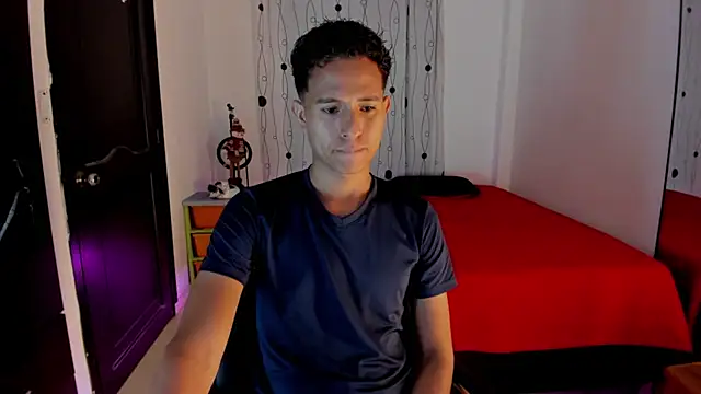 Snapshot of alessandro_wizard chatting on March 21, 2025, 11:23 pm alessandro wizard online show from March 21, 2025, 11:23 pm