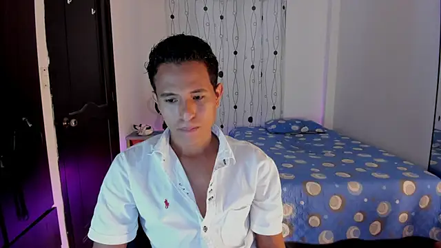 Snapshot of alessandro_wizard chatting on March 15, 2025, 3:59 pm alessandro wizard online show from March 15, 2025, 3:59 pm