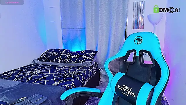 aron wi online show from September 9, 2025, 10:36 am