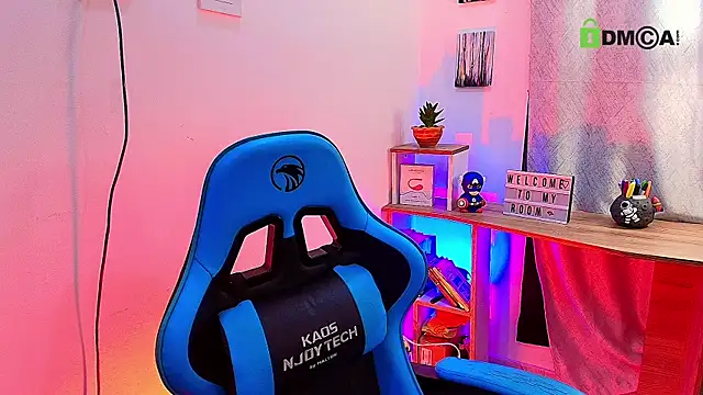 aron wi online show from October 8, 2025, 11:01 am