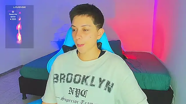 aron wi online show from February 13, 2025, 12:21 pm