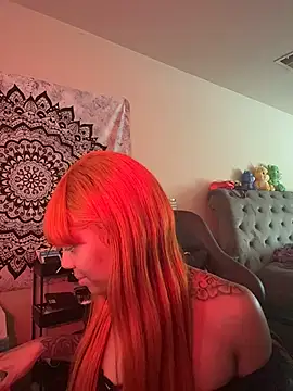 butterflybootyy online show from October 9, 2025, 4:51 pm