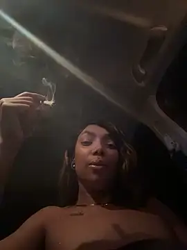 butterflybootyy online show from September 23, 2025, 1:23 am