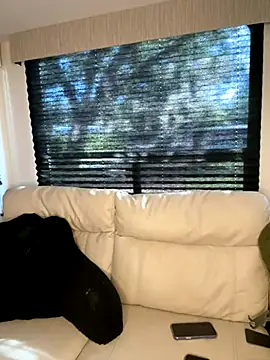 butterflybootyy online show from September 19, 2025, 3:05 pm