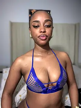 Snapshot of BhadBhad_Kitty chatting on November 28, 2025, 2:23 am BhadBhad Kitty online show from November 28, 2025, 2:23 am