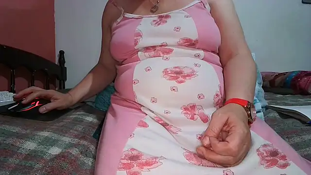 Elizabeth68 online show from October 28, 2025, 11:20 am