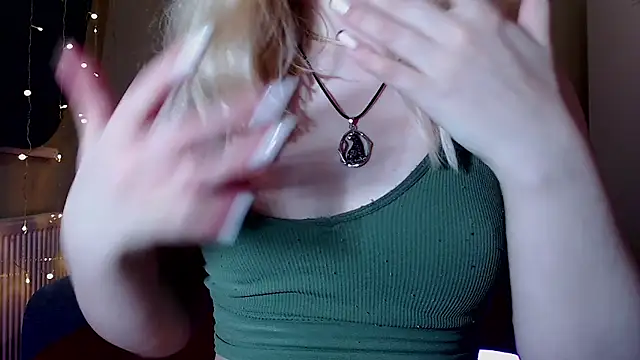 ErikysM online show from January 22, 2025, 11:12 am