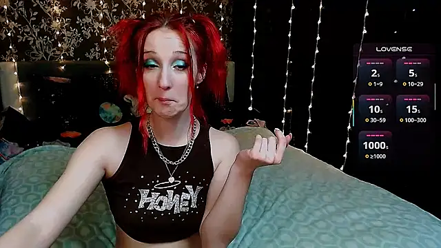 Snapshot of AgathaNoxe chatting on March 8, 2025, 5:38 am AgathaNoxe online show from March 8, 2025, 5:38 am