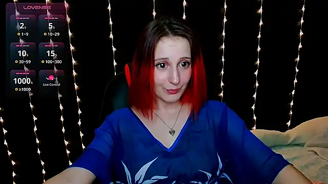 Snapshot of AgathaNoxe chatting on January 8, 2025, 2:14 am AgathaNoxe online show from January 8, 2025, 2:14 am