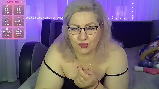 AngelinaGlam online show from December 1, 2025, 11:33 am