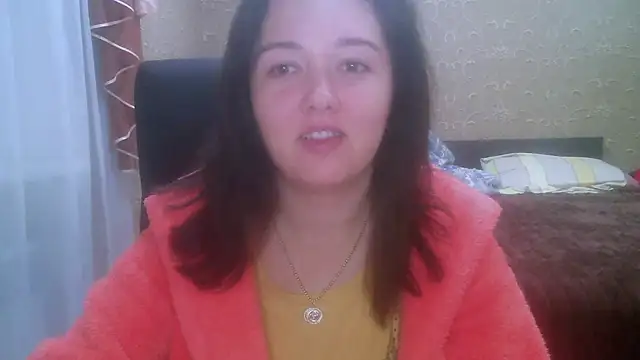 Aubree Ashworth online show from December 3, 2024, 4:11 pm