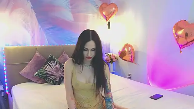 Snapshot of WendyCrose chatting on March 9, 2025, 7:59 pm WendyCrose online show from March 9, 2025, 7:59 pm