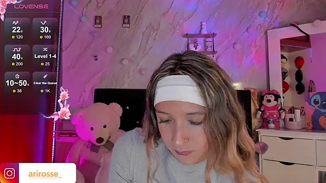 Snapshot of ariana_rosse__ chatting on January 14, 2026, 3:21 am ariana rosse online show from January 14, 2026, 3:21 am