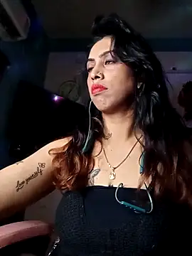 Snapshot of Lavender22 chatting on October 12, 2025, 7:15 pm Lavender22 online show from October 12, 2025, 7:15 pm