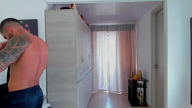 Snapshot of SamirHazard97 chatting on February 12, 2026, 7:46 pm SamirHazard97 online show from February 12, 2026, 7:46 pm