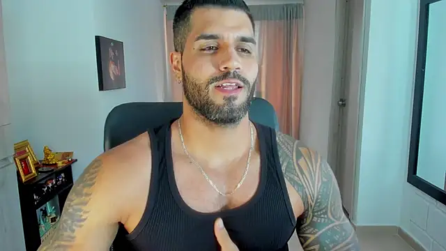 Snapshot of SamirHazard97 chatting on January 7, 2026, 10:04 pm SamirHazard97 online show from January 7, 2026, 10:04 pm