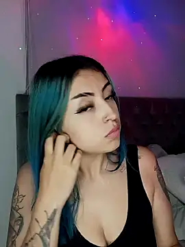 turolita  online show from January 3, 2025, 1:38 am