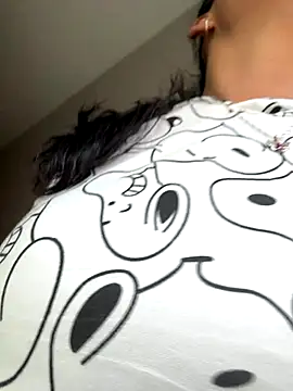 Snapshot of michel_ex33 chatting on December 15, 2025, 9:09 pm michel ex33 online show from December 15, 2025, 9:09 pm