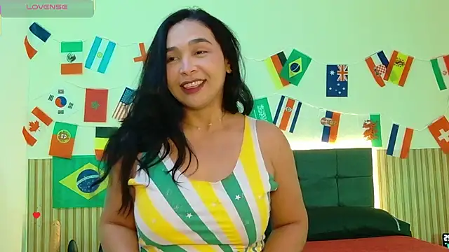 Snapshot of DIOSA-HOT chatting on June 14, 2026, 10:27 am DIOSA-HOT online show from June 14, 2026, 10:27 am