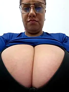 Snapshot of federica_bigboobs chatting on June 18, 2026, 2:32 am federica bigboobs online show from June 18, 2026, 2:32 am