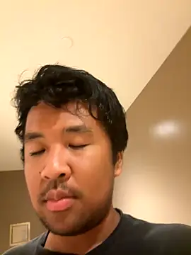 bigasianloads25 online show from October 1, 2025, 8:24 pm