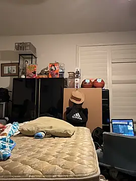 bigasianloads25 online show from January 4, 2025, 4:33 am